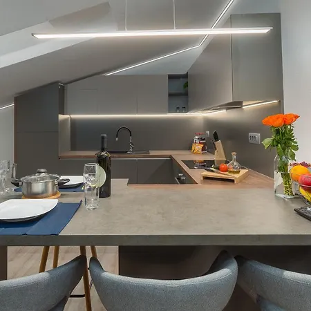 Holiday home Apartment Ena Near Pula Amphitheater