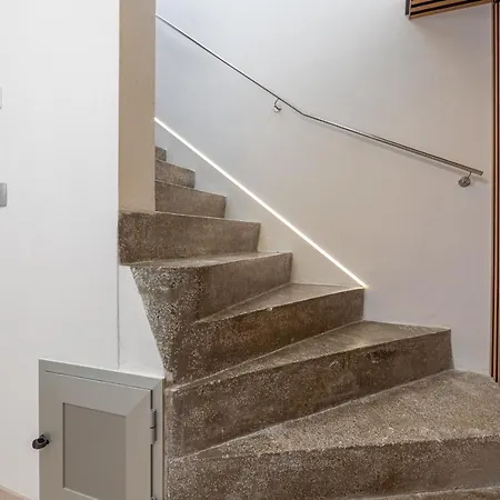 Ena Near Amphitheater 別荘