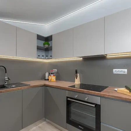 Ena Near Amphitheater 別荘 プーラ