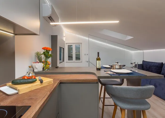 Ena Near Amphitheater Pula