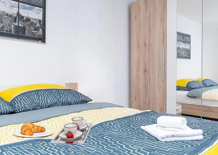 Daire Ena Near Amphitheater